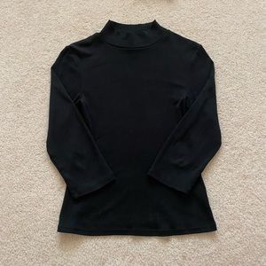 Chic black three quarter sleeve turtleneck